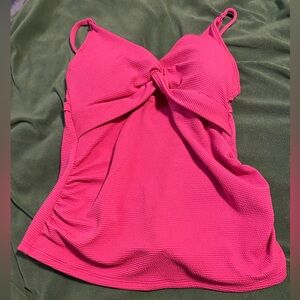 Pink maternity swim top never worn